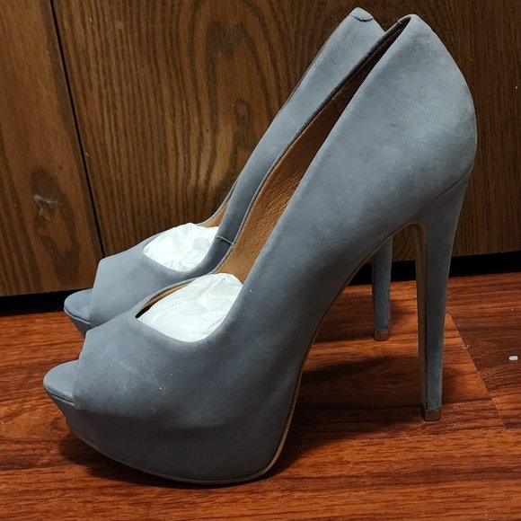 Steve Madden gray suede peep toe pumps - Picture 2 of 3